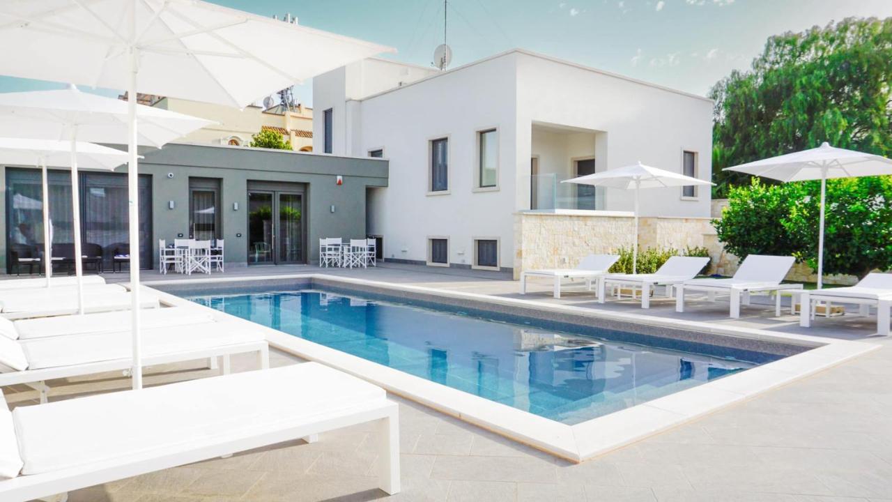 Dimora Giulia Hotel Bari Exterior foto
